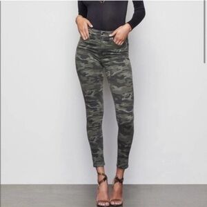 Good American Good Waist Camo Skinny Jeans High Rise size 2/26